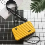 کیف چمدانی زرد