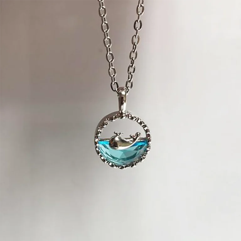 گردنبند نهنگ و دریا